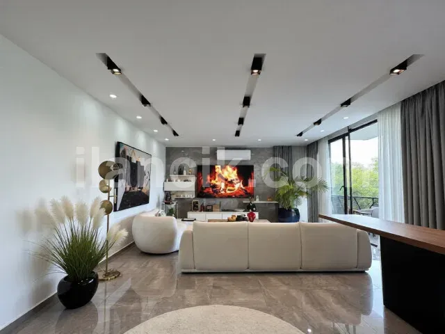 Satılık 4 Yatak Odalı Lüks Villa - Çatalköy, Girne - 3