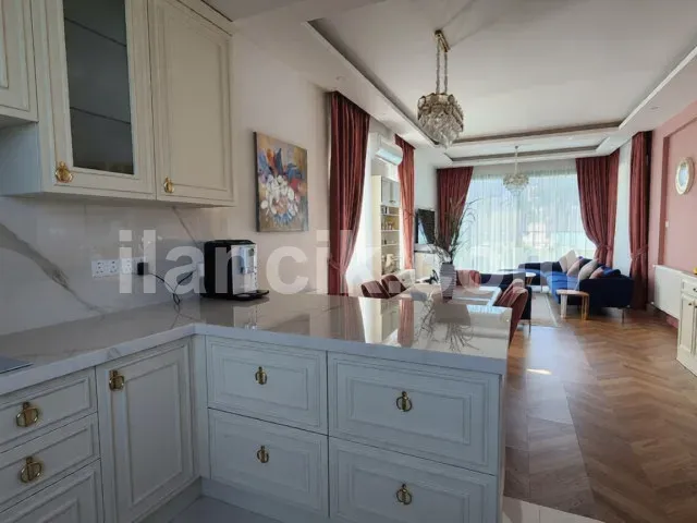 Satılık 4 Yatak Odalı Villa - Alsancak, Girne - 4
