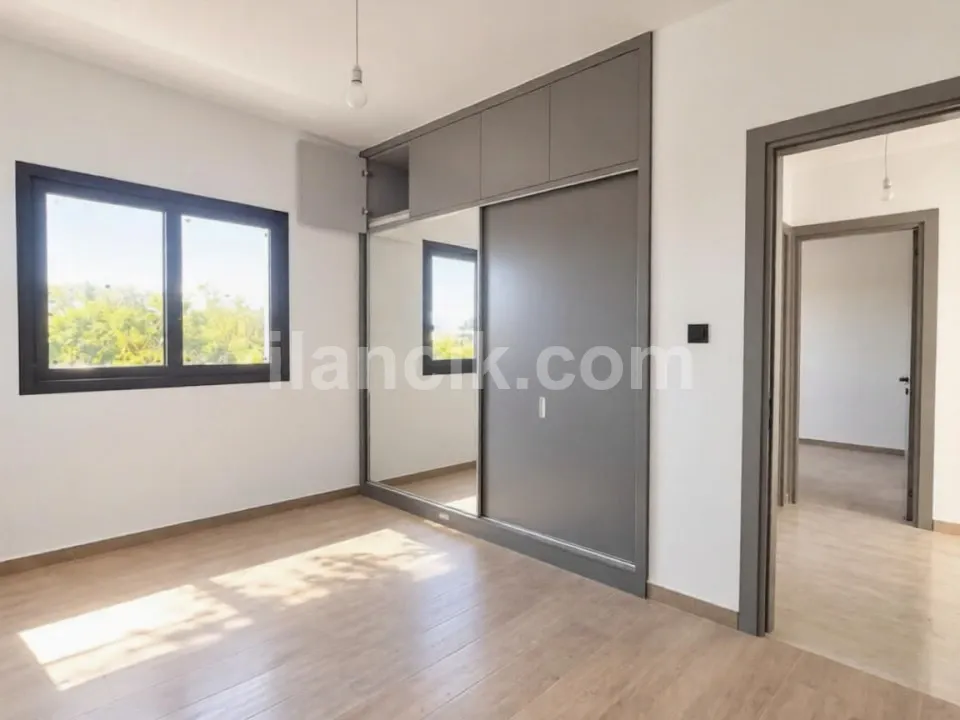 Alsancak'ta Satılık 2+1 Daire - Havuzlu Proje - 4