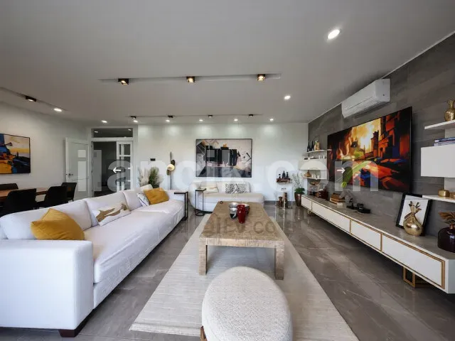 Satılık 4 Yatak Odalı Lüks Villa - Çatalköy, Girne - 10