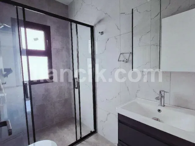 Alsancak'ta Satılık 2+1 Daire - Havuzlu Proje - 5