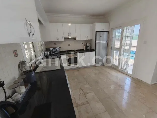 Satılık 3 Yatak Odalı Bungalov - Karşıyaka, Girne - 9