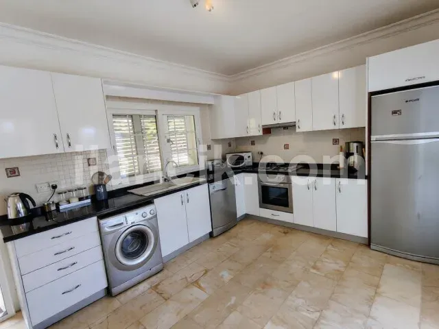 Satılık 3 Yatak Odalı Bungalov - Karşıyaka, Girne - 10