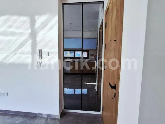 Satılık 2+1 Bahçe Katı Daire – Alsancak, Girne - 18