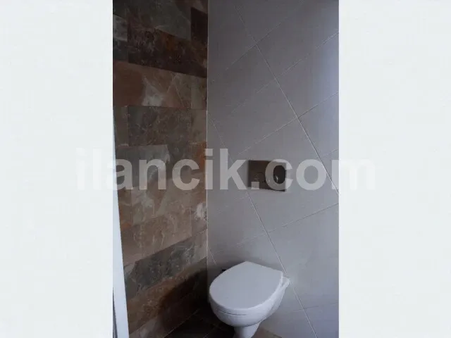 Alsancak'ta Satılık Villa – 580 m² Arsa - 8