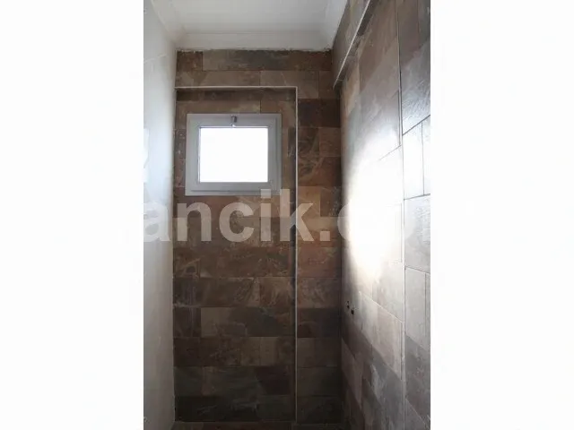 Alsancak'ta Satılık Villa – 580 m² Arsa - 9