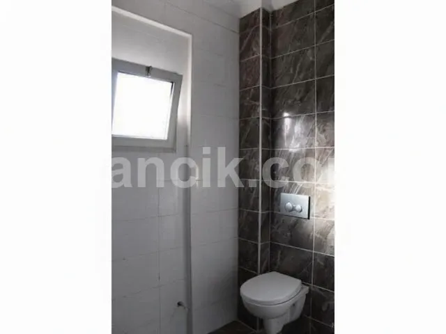 Alsancak'ta Satılık Villa – 580 m² Arsa - 10