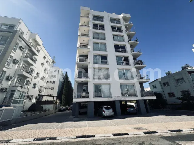 Girne Merkez'de Satılık 2+1 Eşyalı Daire - 2