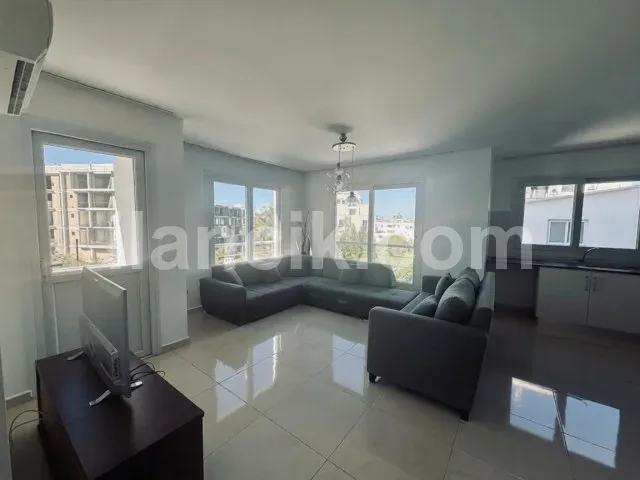 Girne Merkez'de Satılık 2+1 Eşyalı Daire - 3