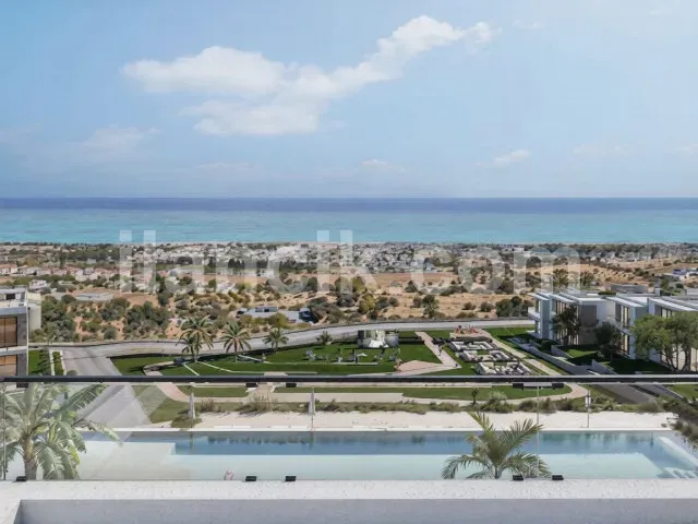 Karşıyaka'da Satılık 2+1 Penthouse - Çatı Teraslı