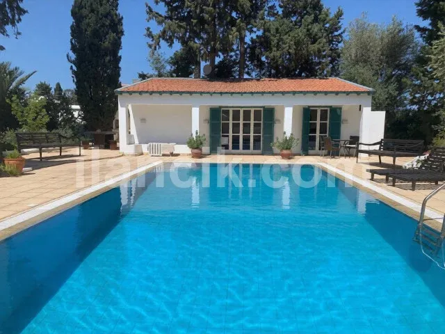 Satılık 3 Yatak Odalı Villa - Zeytinlik, Girne - 2
