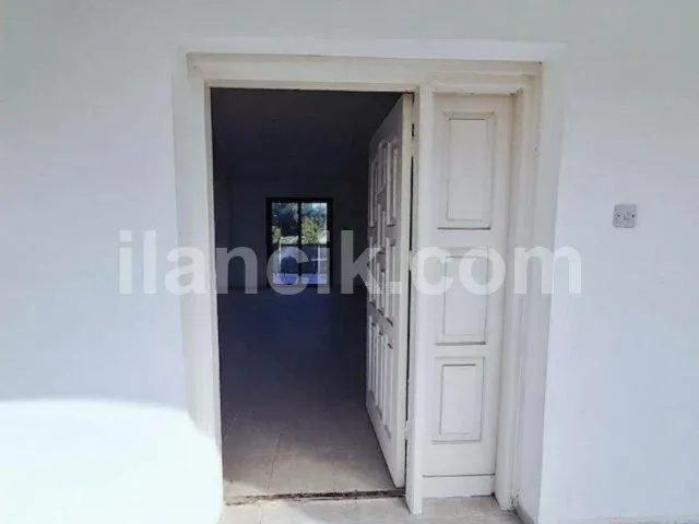Satılık 4 Odalı Havuzlu Villa - Alsancak, Girne - 13