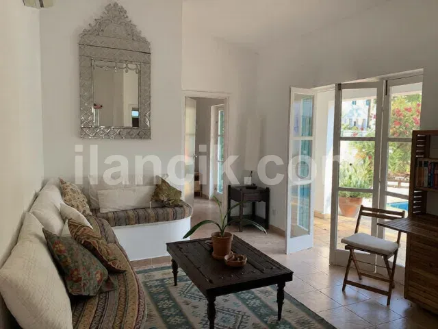 Satılık 3 Yatak Odalı Villa - Zeytinlik, Girne - 4