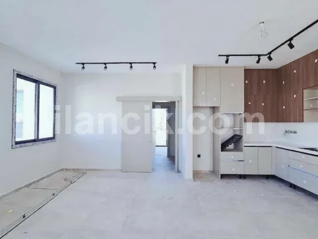 Girne Alsancak'ta Satılık Bahçeli 2 Yatak Odalı Daire - 17