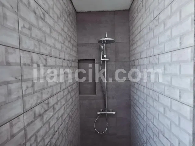 Alsancak'ta Satılık Havuzlu 3 Yatak Odalı Villa - 12