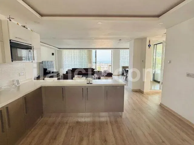 Yukarı Girne'de Satılık 3+1 Eşyalı Daire, KDV Dahil - 3