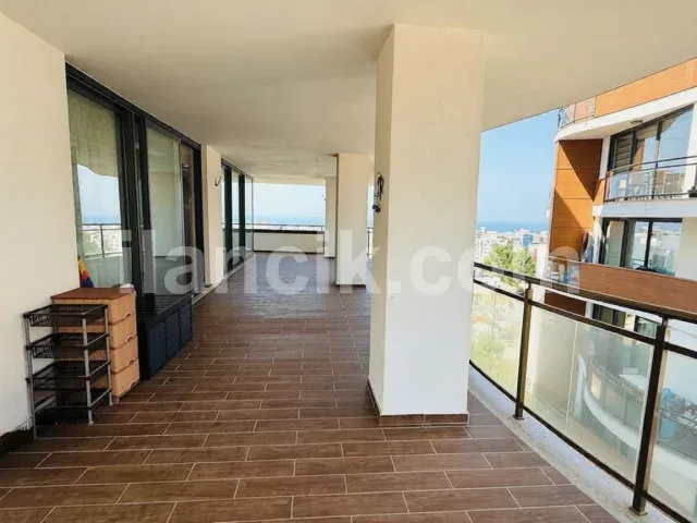 Yukarı Girne'de Satılık 3+1 Eşyalı Daire, KDV Dahil - 13