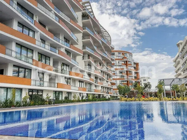 Yukarı Girne'de Eşyalı Satılık 2 Yatak Odalı Daire