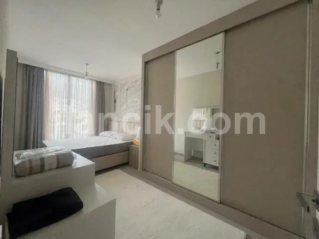 Alsancak'ta Satılık Mobilyalı 2 Yatak Odalı Daire - 3