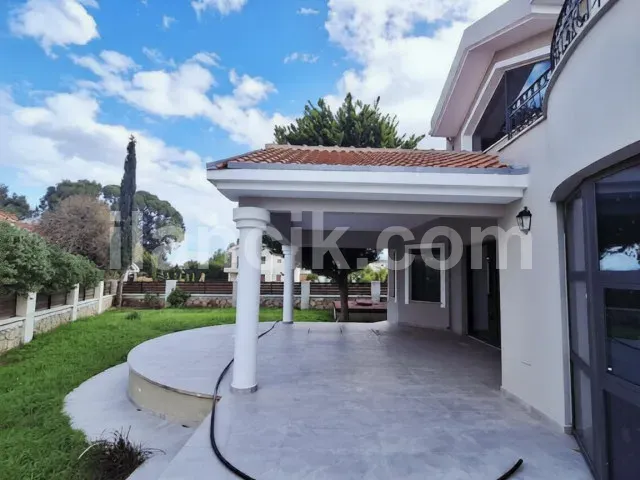 Satılık 6 Yatak Odalı Villa - Lapta, Girne - 2