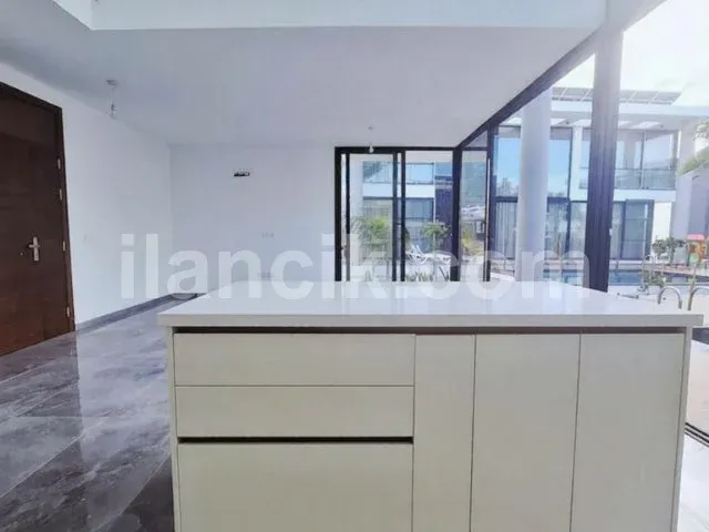 Lapta'da Satılık 4+1 Müstakil Villa - Özel Havuzlu - 5