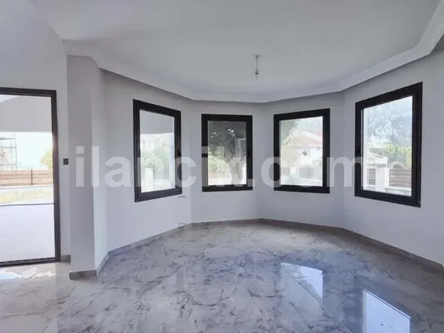 Satılık 6 Yatak Odalı Villa - Lapta, Girne - 7