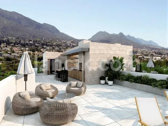 Edremit'te Satılık 2+1 Penthouse - Geniş Teraslı