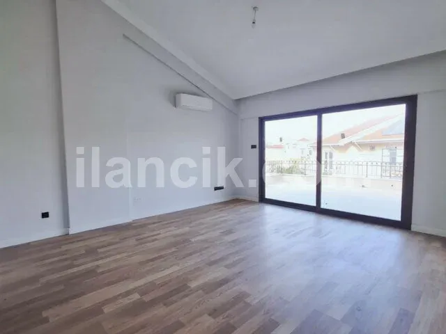 Satılık 6 Yatak Odalı Villa - Lapta, Girne - 17