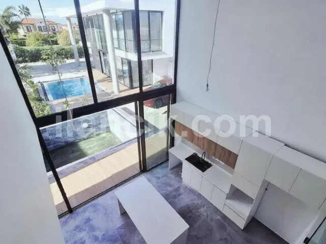 Lapta'da Satılık 4+1 Müstakil Villa - Özel Havuzlu - 18