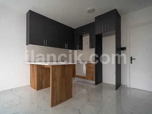 Girne Merkez'de Satılık 1+1 Penthouse - 90 m² - 3