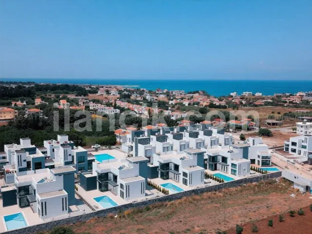 Satılık 4 Yatak Odalı Villa - Karşıyaka, Girne