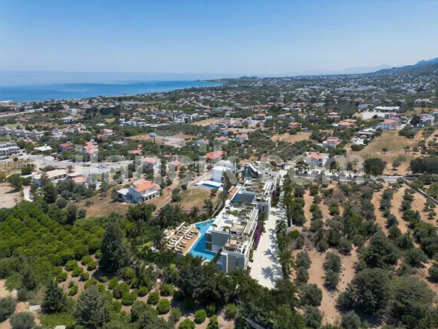 Lapta'da Satılık 2+1 Dubleks Penthouse - Havuz ve Teras - 2