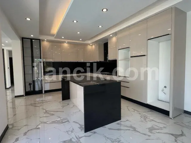 Satılık 4 Yatak Odalı Villa - Karşıyaka, Girne - 4