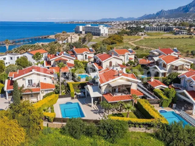 Satılık 4 Yatak Odalı Villa – Lapta, Girne