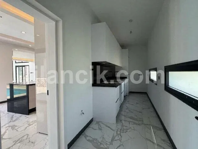 Satılık 4 Yatak Odalı Villa - Karşıyaka, Girne - 6
