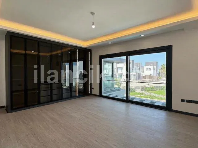 Satılık 4 Yatak Odalı Villa - Karşıyaka, Girne - 11