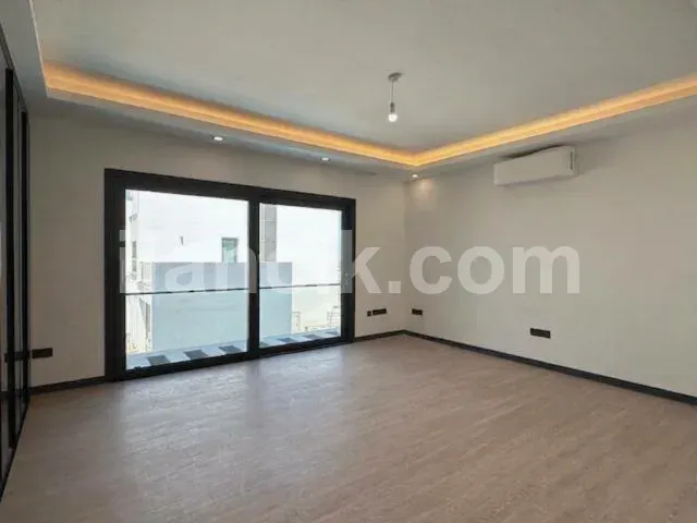 Satılık 4 Yatak Odalı Villa - Karşıyaka, Girne - 12