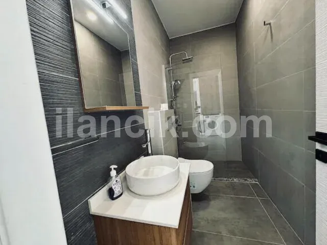 Lapta'da Satılık 2 Yatak Odalı Modern Daire - 4