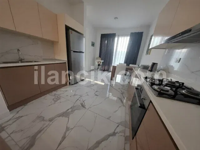 Lapta'da Satılık 2 Yatak Odalı Eşyalı İkiz Villa - 5