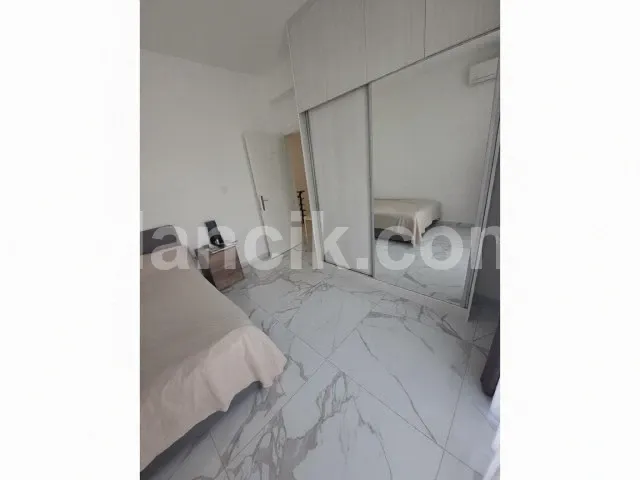 Lapta'da Satılık 2 Yatak Odalı Eşyalı İkiz Villa - 14