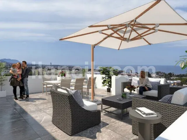 Alsancak'ta Satılık 2 Yatak Odalı Zemin Kat Daire - 2