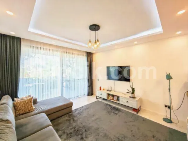 Satılık 3+1 Daire Bahçeli, Girne - Deniz Manzaralı - 2