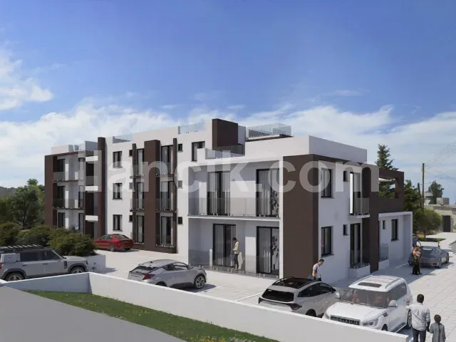 Alsancak'ta Satılık 2 Yatak Odalı Zemin Kat Daire - 5