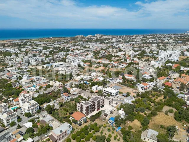 Alsancak'ta Satılık 2 Yatak Odalı Zemin Kat Daire - 7