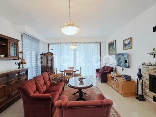 Satılık Villa | Esentepe, Girne | Özel Havuz ve Deniz Manzarası - 4