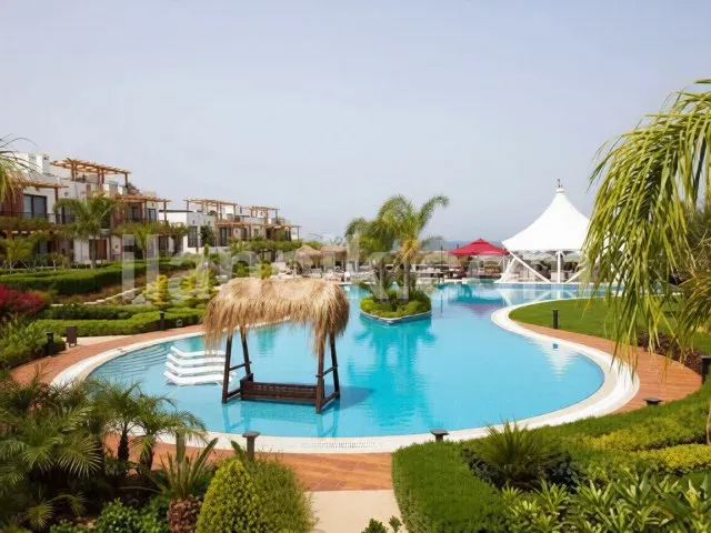 Satılık 3+1 Daire Bahçeli, Girne - Deniz Manzaralı - 7