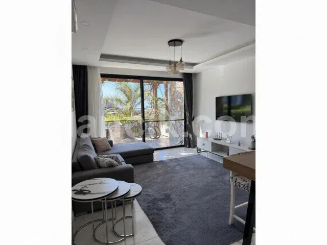 Satılık 3+1 Daire Bahçeli, Girne - Deniz Manzaralı - 12