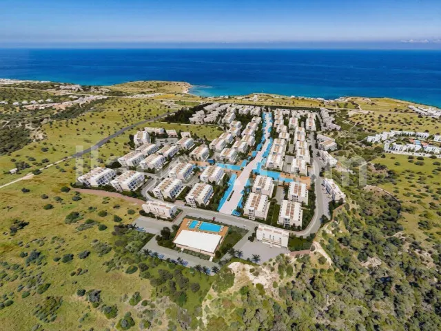 Tatlısu'da Satılık 1+1 Bahçe Katı Daire – Resort Yaşam