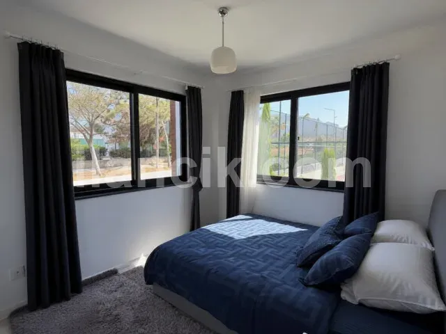 Satılık 3+1 Daire Bahçeli, Girne - Deniz Manzaralı - 16