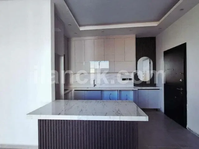 Satılık 2+1 Daire - Lapta, Girne - Geniş Teras - 3
